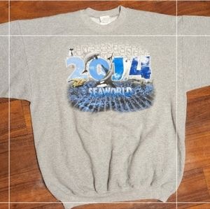 2014 Official Sea World Gray Crewneck Sweatshirt Adult Size XL Orca Turtle READ
